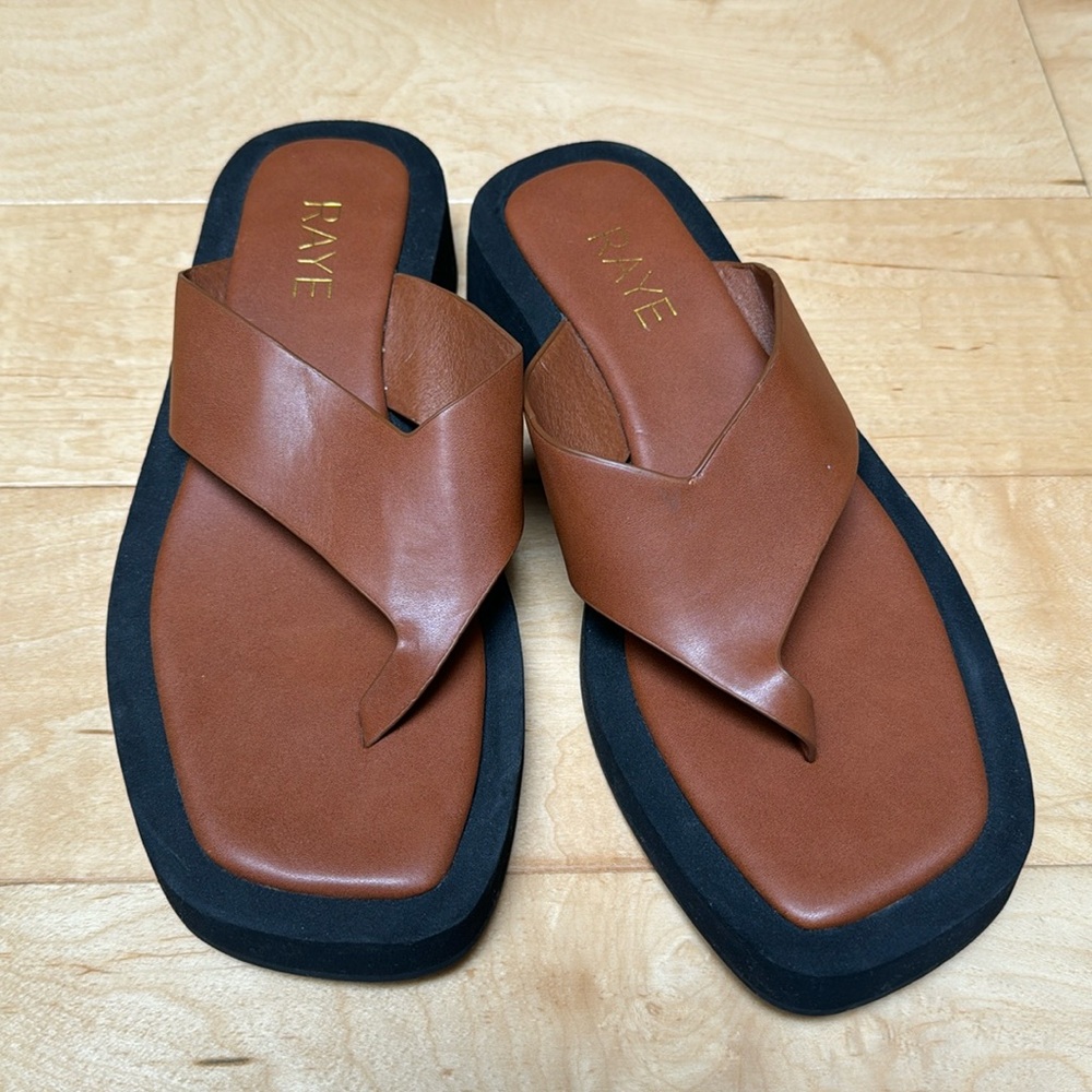 RAYE Clive Sandals in Cognac